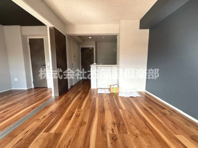 ソフィア21合川の居間・リビング|こちらのリビングで趣味の時間をお楽しみください