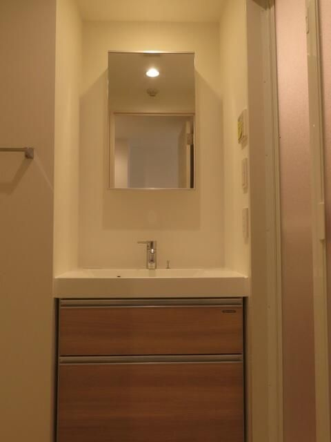 リブリ・レジデンス三ノ輪の洗面所