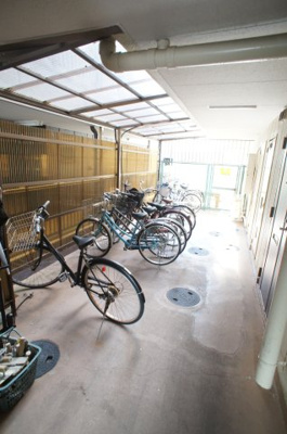 【その他共用部分】 | パークサイド塚口 | 駐輪スペース