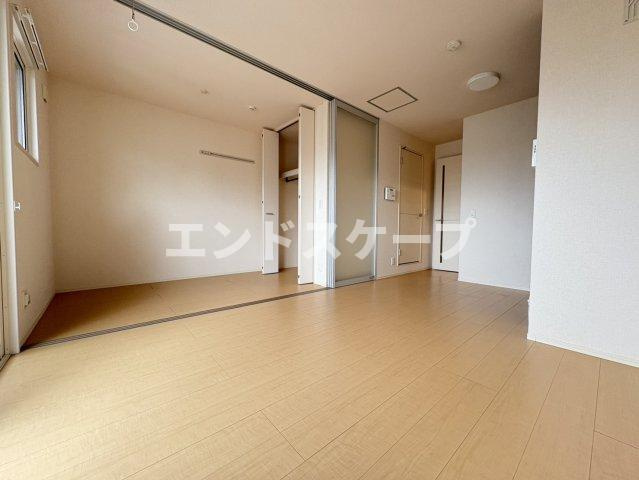 プレシャス上大島　Ⅱの居間・リビング