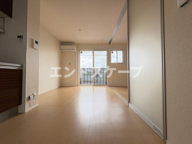 プレシャス上大島　Ⅱの洋室