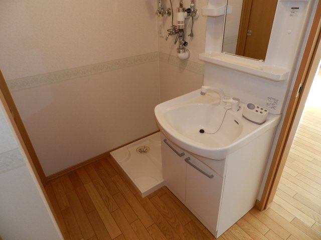 Ｌ．Ｆｉｒｓｔ　Ｃｏｕｒｔの洗面所