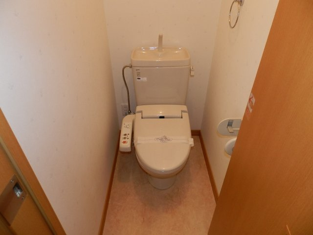 Ｌ．Ｆｉｒｓｔ　Ｃｏｕｒｔのトイレ