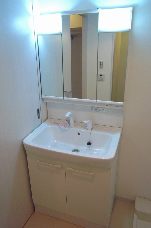 アルクス森下の洗面所