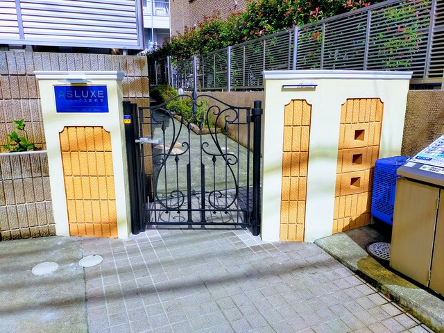 アスリュクス宮前平のエントランス|オシャレなエントランス