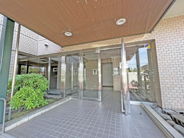 パレッジ新小岩のエントランス