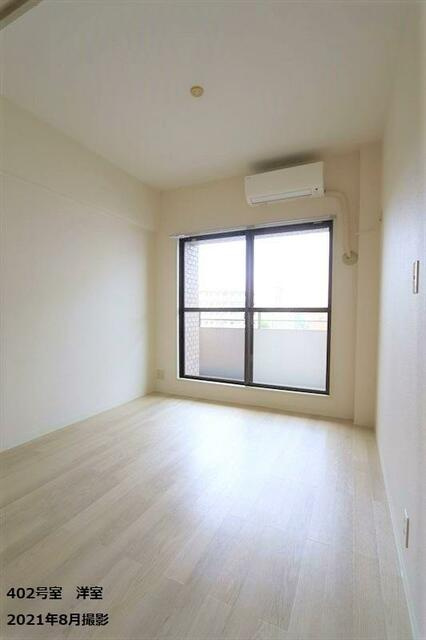 パレッジ新小岩の洋室