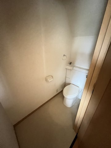 八代市古閑中町650-10のトイレ|2階トイレ