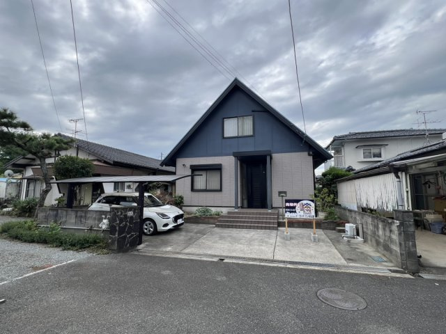 八代市古閑中町650-10の外観