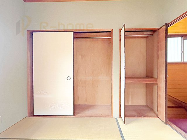 流山市駒木台　中古戸建の収納|収納スペースは奥行きもあり大きな物もスッキリ片付きます♪