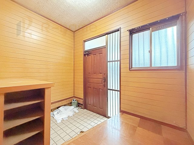 流山市駒木台　中古戸建の玄関|気持ちよくご家族やゲストをお迎えできる玄関♪