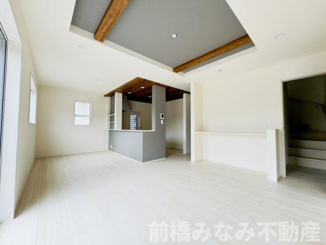 高崎市下佐野町　３号棟(全３棟)　ブルーミングガーデン　新築建売分譲のキッチン|キッチンでお料理をお楽しみください