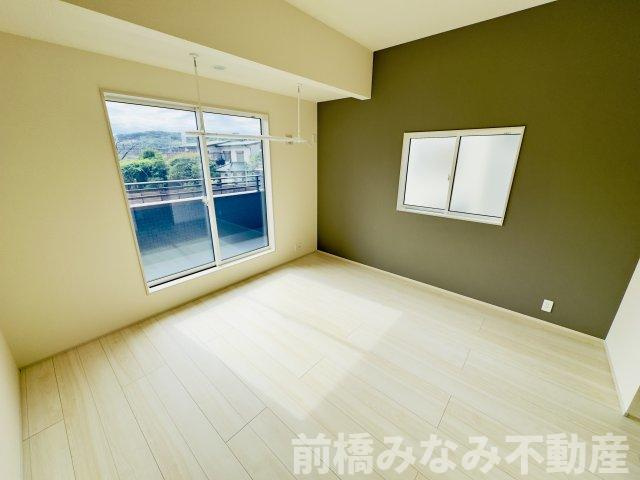 高崎市下佐野町　３号棟(全３棟)　ブルーミングガーデン　新築建売分譲の洋室|コンパクトで使いやすい洋室です