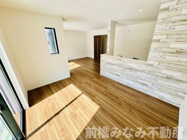 前橋市三河町１丁目　限定1棟　ハートフルタウン　新築建売の居間・リビング|ゆったり過ごせる居間です