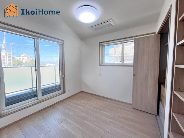 明石市二見町西二見駅前3丁目　中古戸建の子供部屋|【ホームページに現地動画掲載中】●年中無休：当日予約可●洋室にはウォークインクローゼットあり！