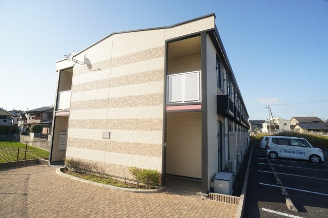 レオパレスめい