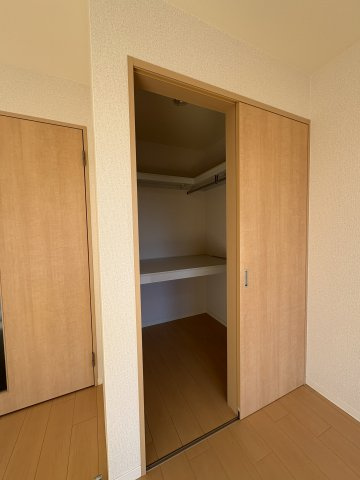 ジョイフル南馬込の収納|♪ウォークインクローゼット♪