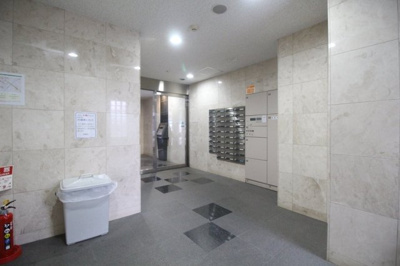 【エントランス】 | レジオス池袋イースト