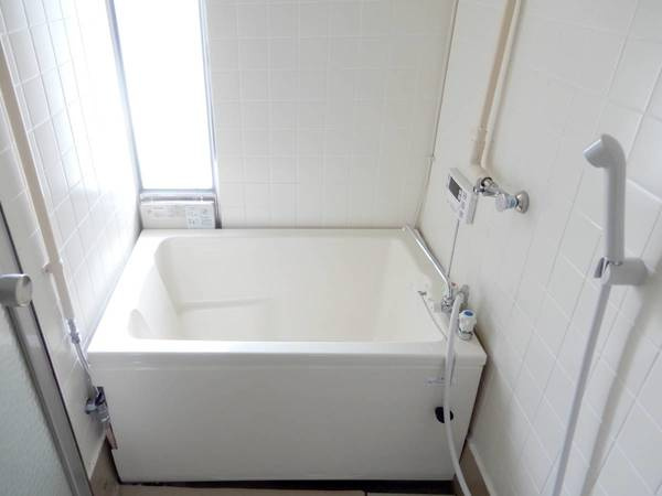 ビレッジハウス紫波2号棟の浴室|ビレッジハウスの同一物件・同一タイプの間取りの写真です