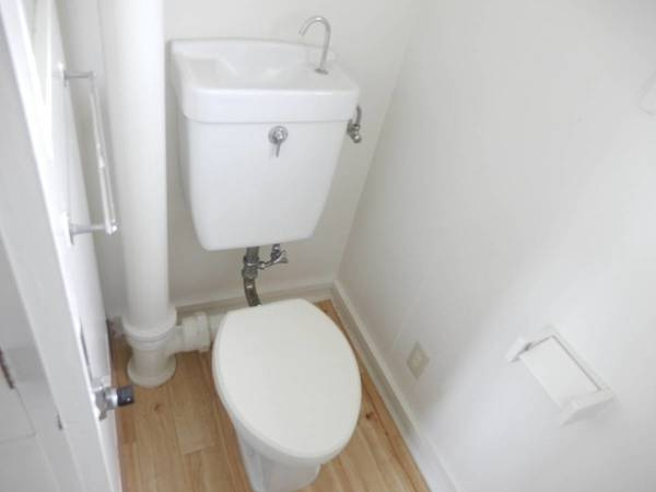 ビレッジハウス紫波2号棟のトイレ|ビレッジハウスの同一物件・同一タイプの間取りの写真です