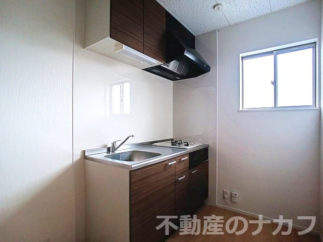 Route3のキッチン|※地震前の写真です