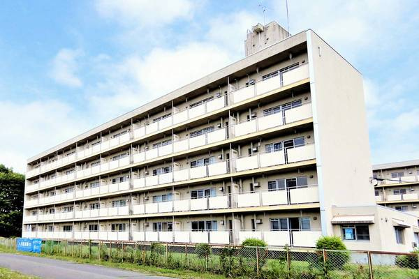 ビレッジハウス西根1号棟の外観