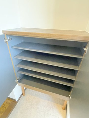 【玄関】 | バスタ　301