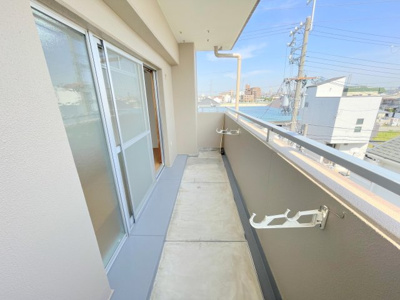 【バルコニー】 | バスタ　301