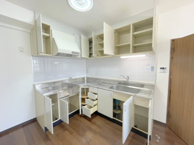 【居間・リビング】 | バスタ　301