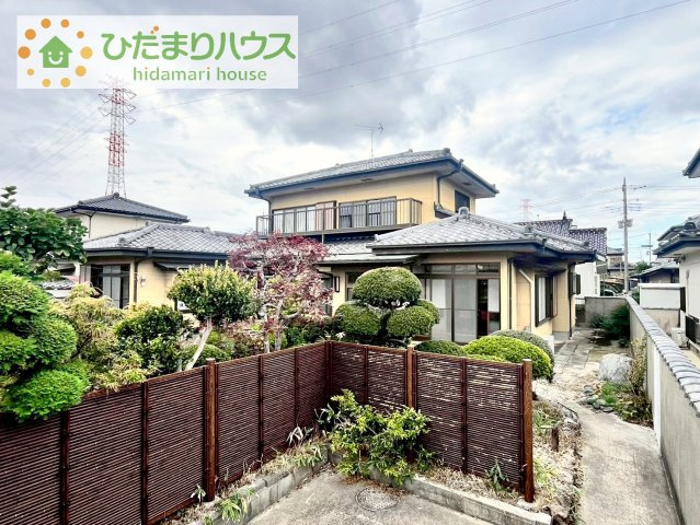 【外観】 | 筑西市乙　中古戸建 | 学校や公園も近くお子様も安心！