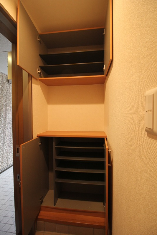 シャンベールケイの玄関|★シューズボックス★