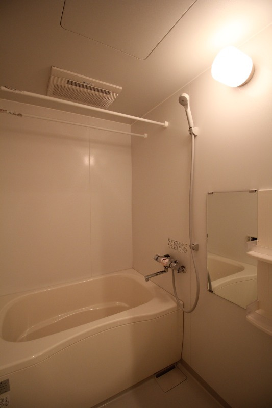 シャンベールケイの浴室|♪浴室乾燥機付き♪