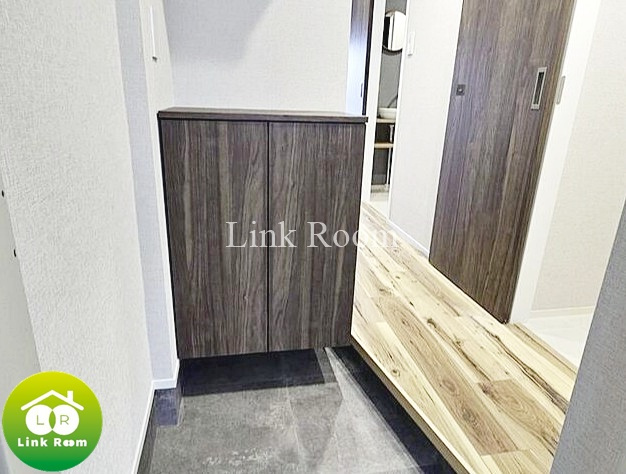 門前仲町杉田ビルの玄関