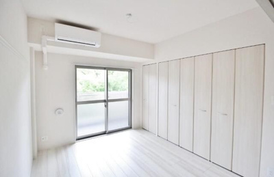 【寝室】 | イルミナーレ学大