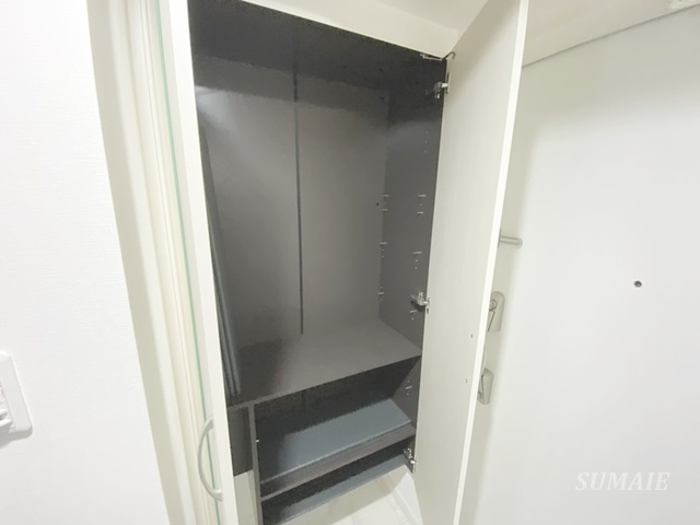 グランカーサさいたま新都心の収納|シューズボックスです☆