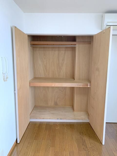 高橋ビルの収納