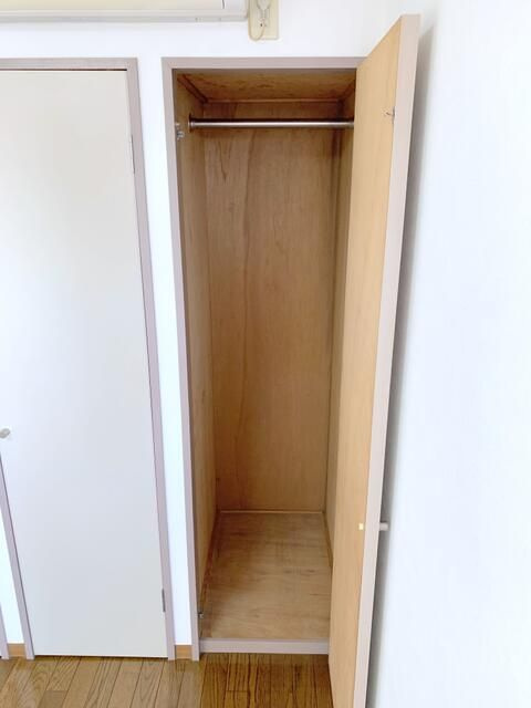 高橋ビルの収納