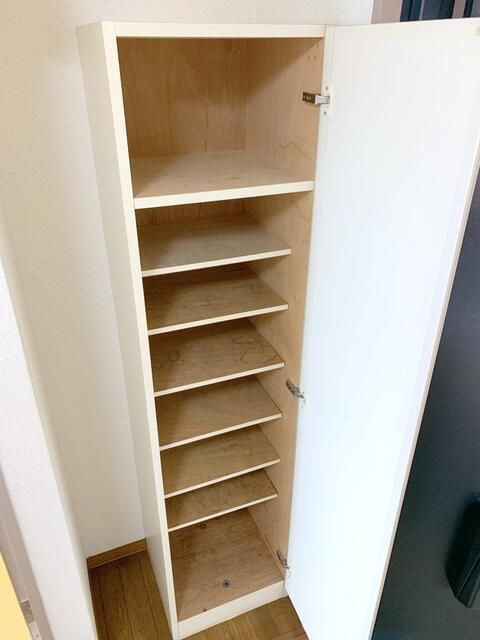 高橋ビルの玄関