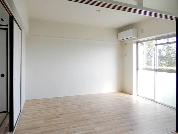 ビレッジハウス紫波2号棟の居間・リビング|ビレッジハウスの同一物件・同一タイプの間取りの写真です