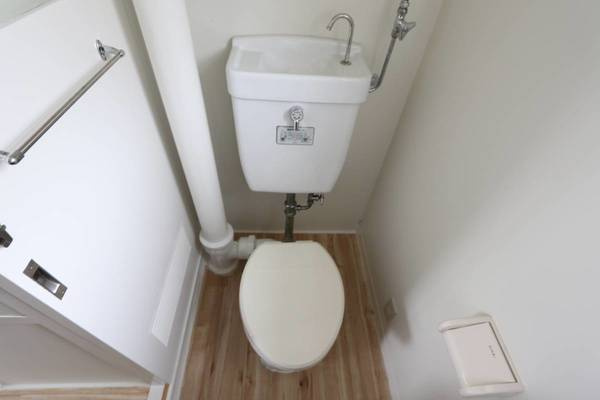 ビレッジハウス紫波2号棟のトイレ|ビレッジハウスの同一物件・同一タイプの間取りの写真です