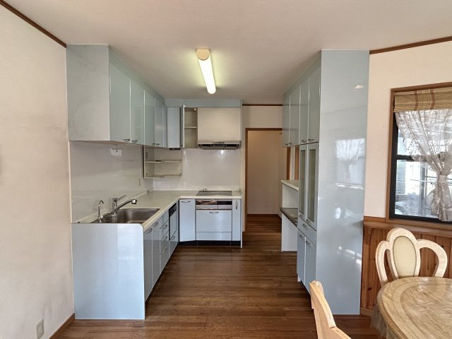 阿南市羽ノ浦町中庄洲崎中古戸建のキッチン