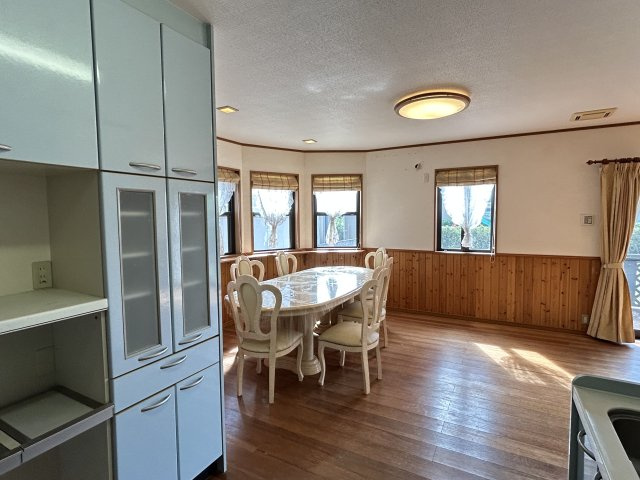 阿南市羽ノ浦町中庄洲崎中古戸建の居間・リビング