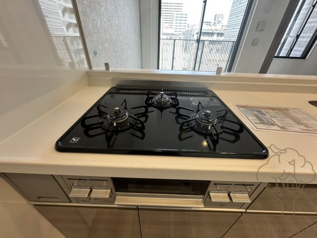 ルフォンプログレ南森町のキッチン