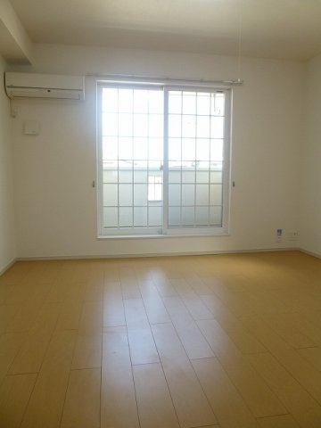 グリーンジュネスの居間・リビング