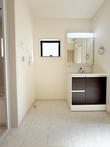 新築戸建・新築建売　福島市方木田字上原【長期優良住宅】吉井田小・福島一中のバルコニー|同社施工例