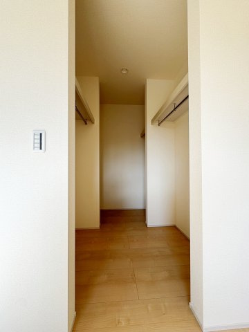 新築戸建・新築建売　福島市方木田字上原【長期優良住宅】吉井田小・福島一中の収納|ハンガーパイプもついているので干した洗濯物をそのままかけることができる！