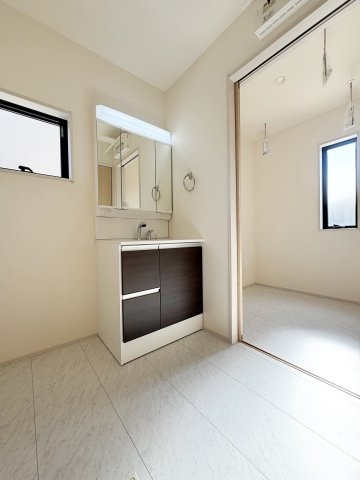 新築戸建・新築建売　福島市方木田字上原【長期優良住宅】吉井田小・福島一中の独立洗面台