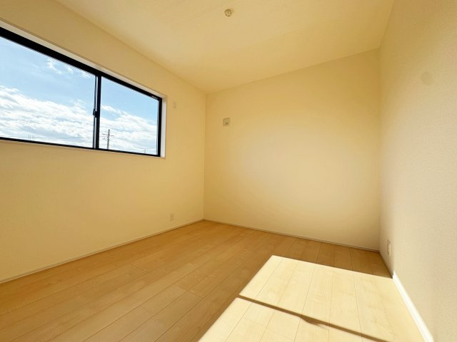 新築戸建・新築建売　福島市方木田字上原【長期優良住宅】吉井田小・福島一中の洋室