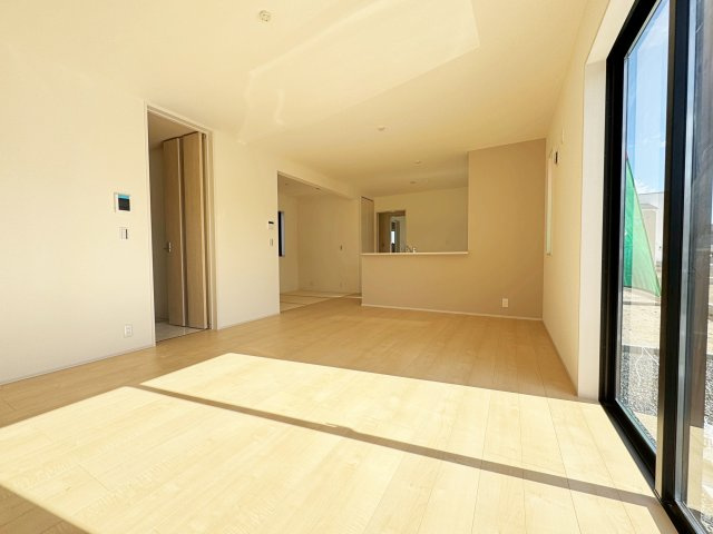 新築戸建・新築建売　福島市方木田字上原【長期優良住宅】吉井田小・福島一中の居間・リビング|お客様にとって最良のご提案ができるよう心掛けて対応させていただきます！