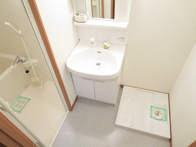 アンプルールフェール戸田公園の洗面所|別号室の参考写真です。